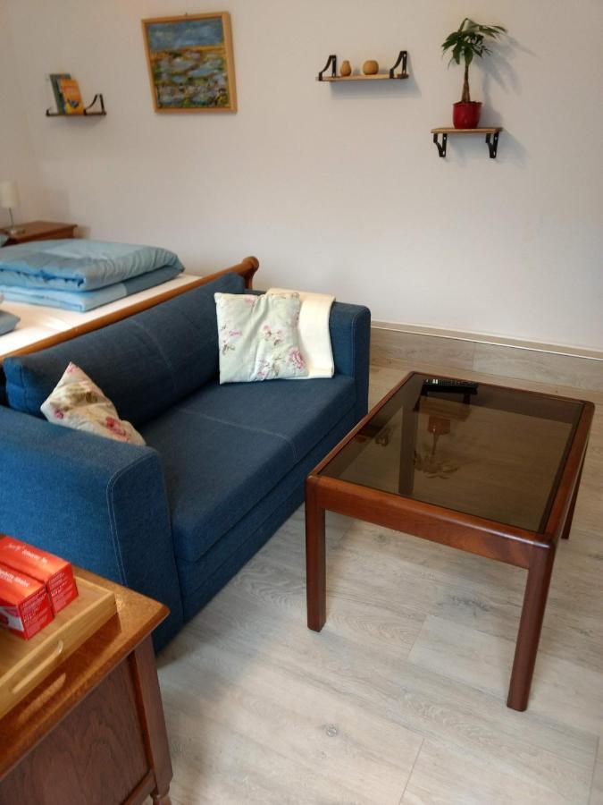 Ruhiges, Gemuetliches Zimmer Mit Bad Fuer 2 Personen, Mit Gartenterasse Lubeck Exterior photo